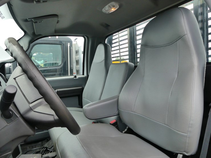 2019-ford-f750-image-9