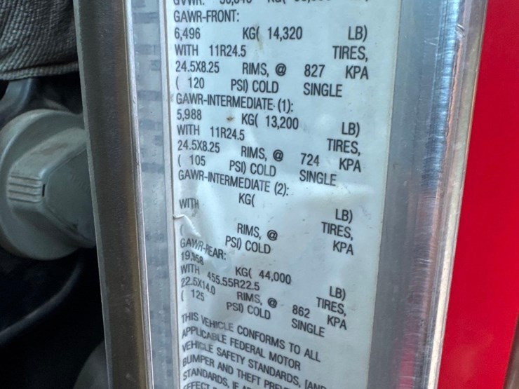 2013-kenworth-t800-image-40