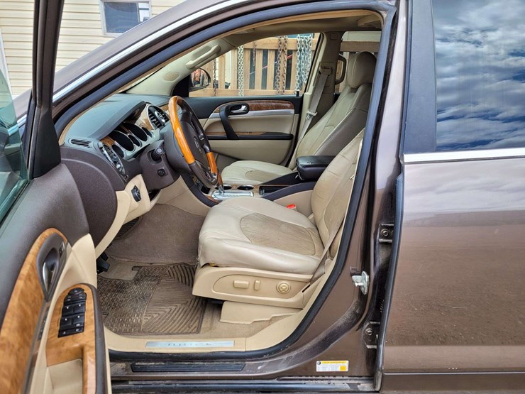 2008-buick-enclave-cxl-image-14