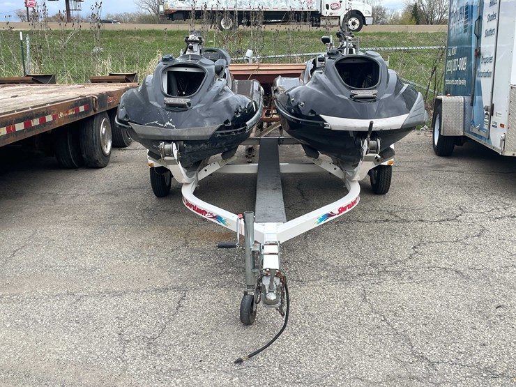 #1490-•-double-pwc-shorelander-trailer-&-waverunners-image-2