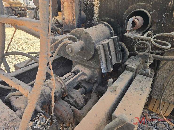 2007-ford-f750-image-19