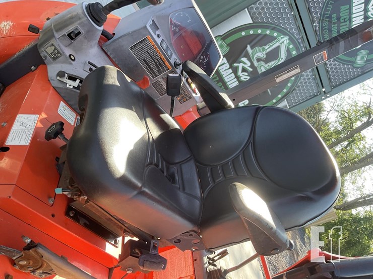 2018-kubota-l47-image-12