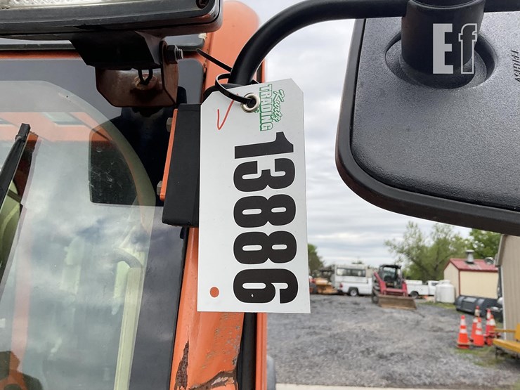 2012-jlg-g12-55a-image-17