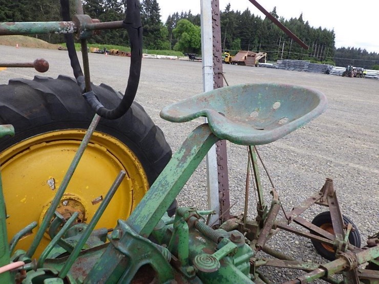john-deere-b-image-19