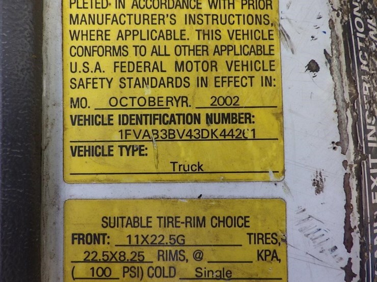 2003-freightliner-fc70-image-56