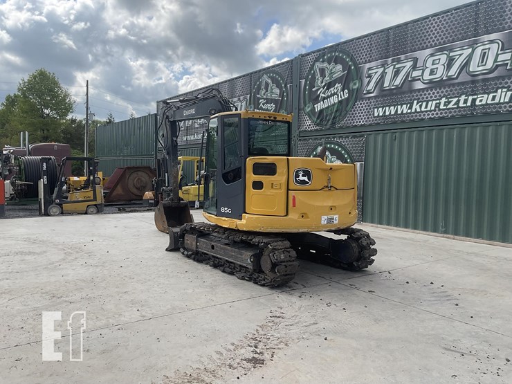 2023-deere-85g-image-2