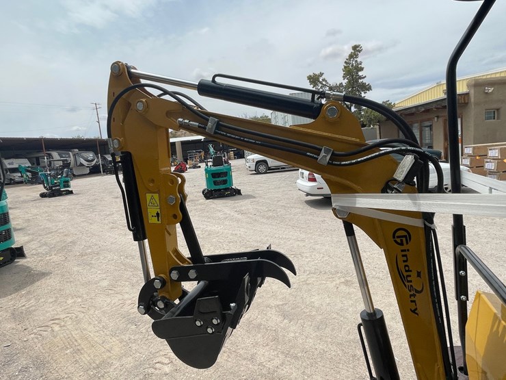 #3002-•-unused-2026-cfg-mini-excavator-image-8