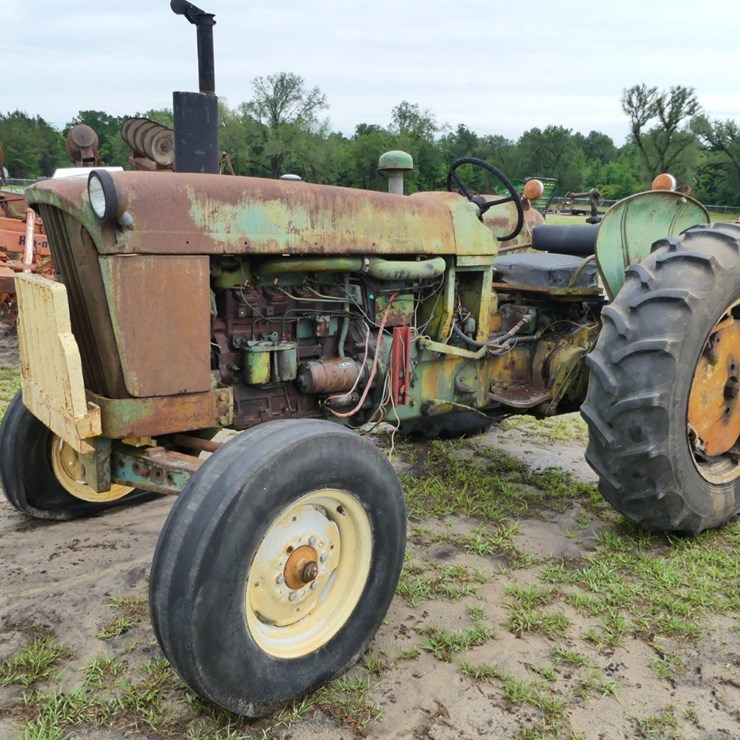 JOHN DEERE 1010
