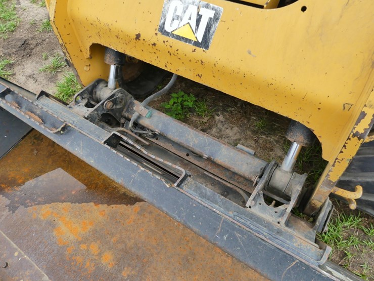 caterpillar-289d-image-11