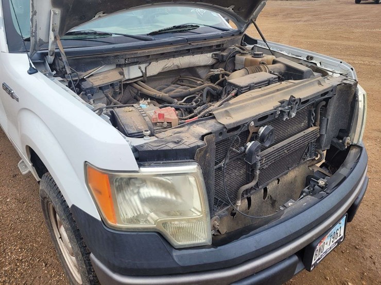 2011-ford-f150-xl-image-13