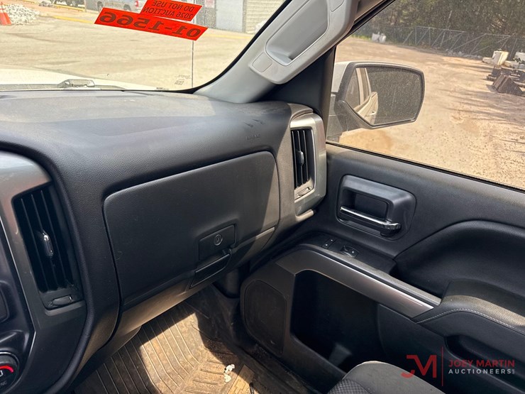 2015-chevrolet-silverado-1500-lt-image-33