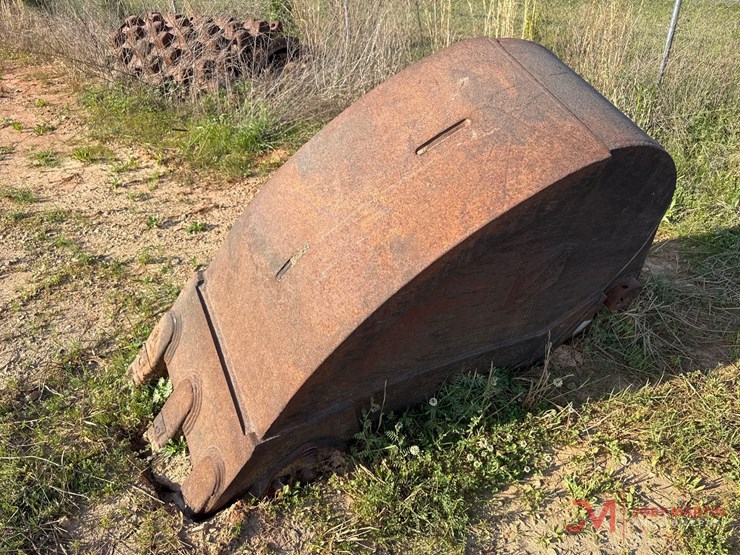 hensley-24"-excavator-tooth-bucket-w/-side-cutters,-80mm-pin-hole-image-3