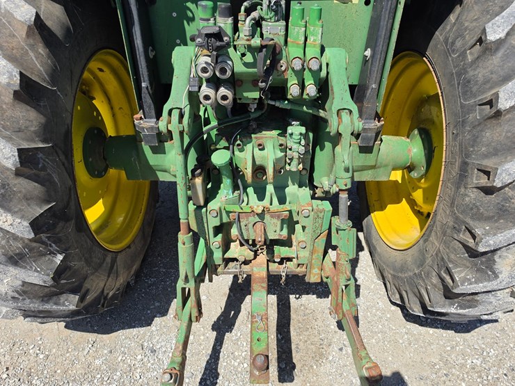 1996-john-deere-6300-image-12