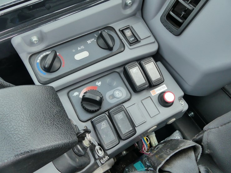 kubota-kx040-4-image-14