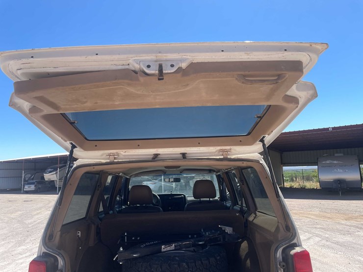 #152-•-2000-jeep-4x4-(has-tx-rebuilt-salvage-title)-image-41