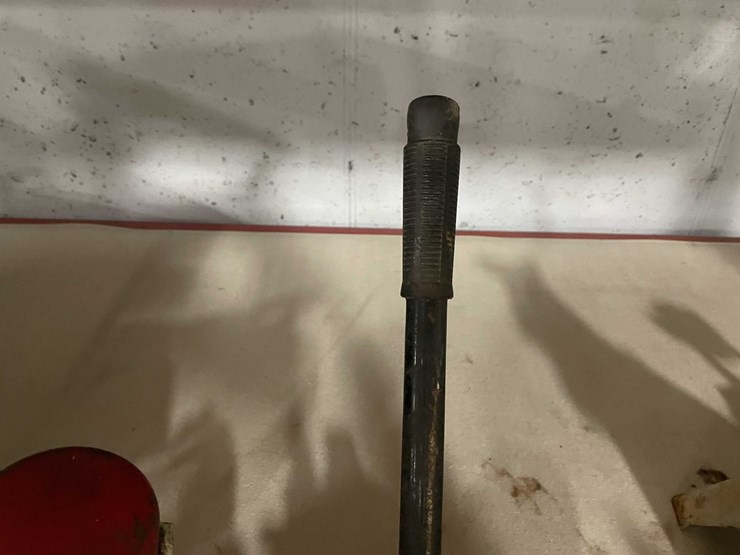 #2585-•-(2)-vintage-chainsaws-and-ice-auger-motor-(cw)-image-21