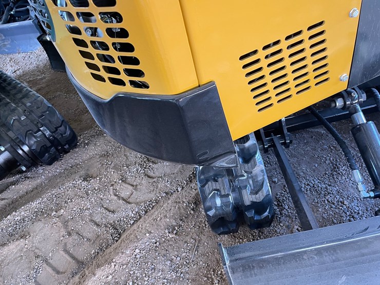 #3002-•-unused-2026-cfg-mini-excavator-image-5