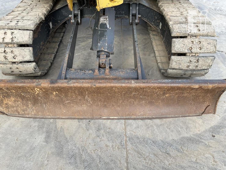 2018-komatsu-pc88mr-10-image-12