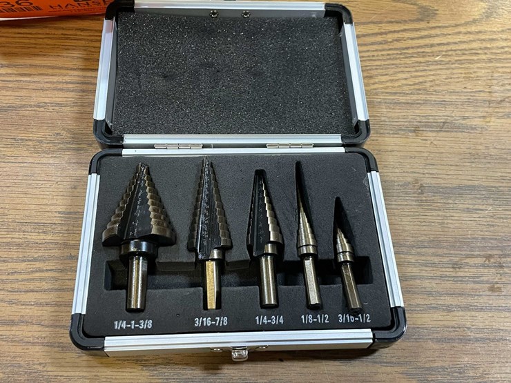 #2536-•-set-of-5-step-drills-in-metal-case-(pr13)-image-1