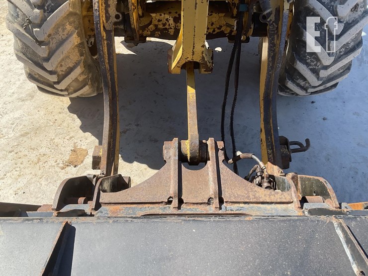 2021-caterpillar-906m-image-10