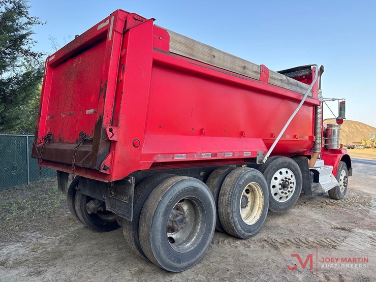 2013-kenworth-t800-image-3
