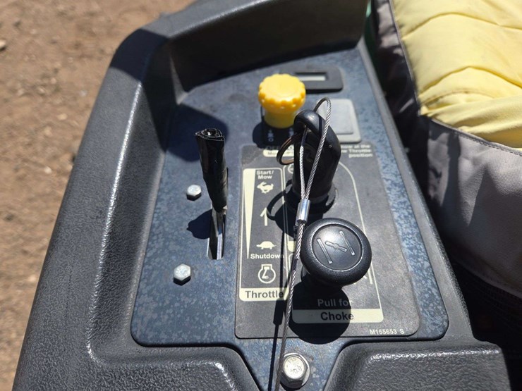 2014-john-deere-z535m-image-10
