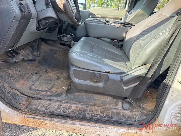2015-ford-f250-xl-image-27