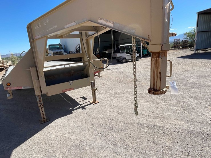 #158-•-2013-big-t-gooseneck-trailer-(has-nm-title)-image-14