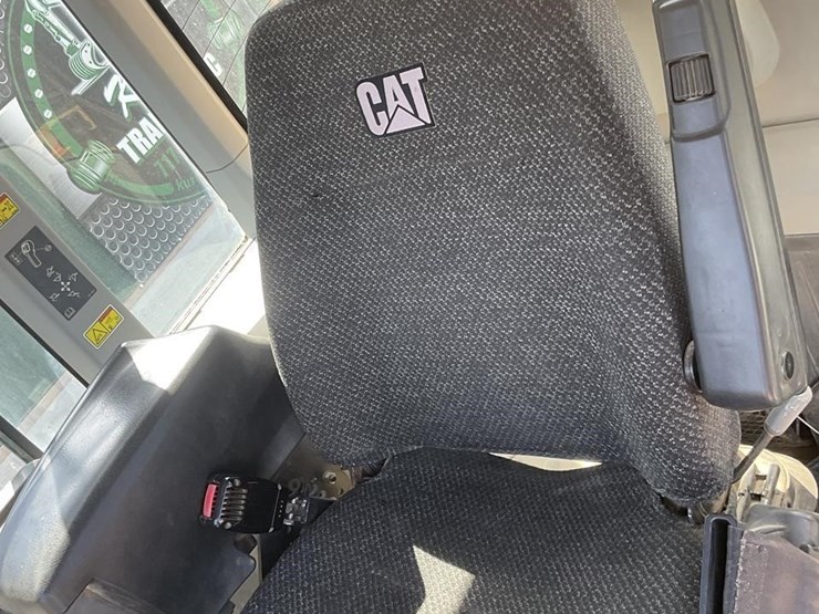 2017-caterpillar-926m-image-11