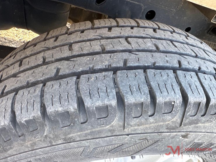 2018-ford-f150-xlt-image-10