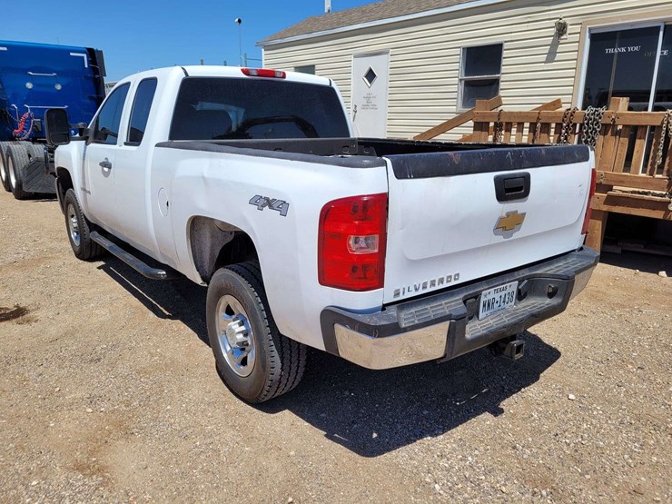 2008-chevrolet-silverado-2500-image-6
