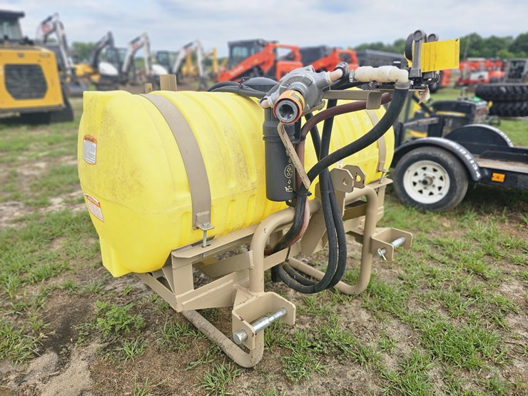 van's-3pt-boomless-sprayer-image-1