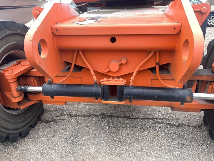 #1482-•-jlg-boom-lift-(of)-image-10