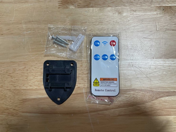 #2563-•-sensor-street-style-street-lamp-(cw)-image-1