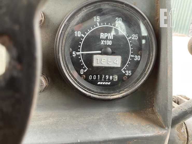 2004-volvo-g86-image-14