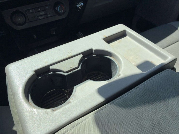 2016-ford-f150-lariat-image-17