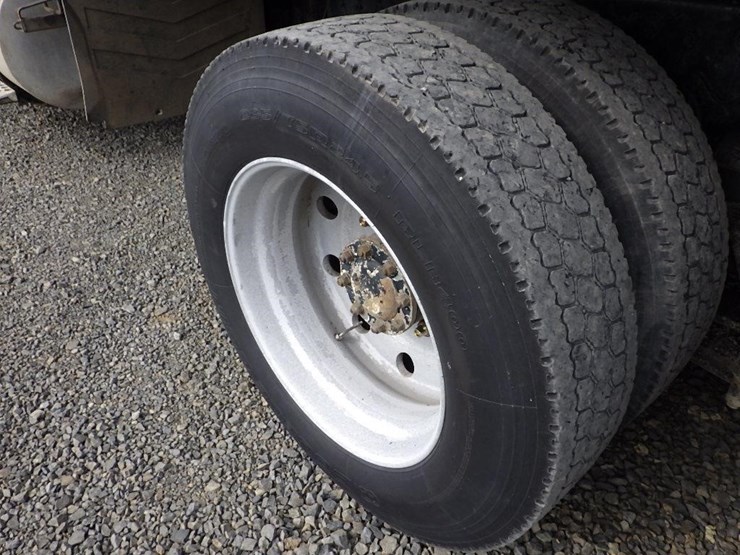 1996-kenworth-t800b-image-36