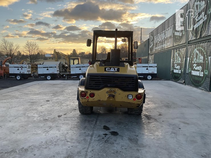 2015-caterpillar-908h2-image-3