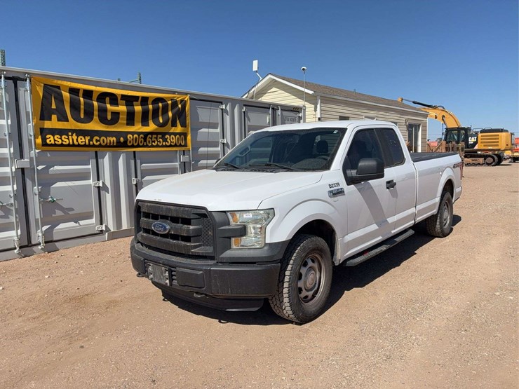 2016-ford-f150-lariat-image-1