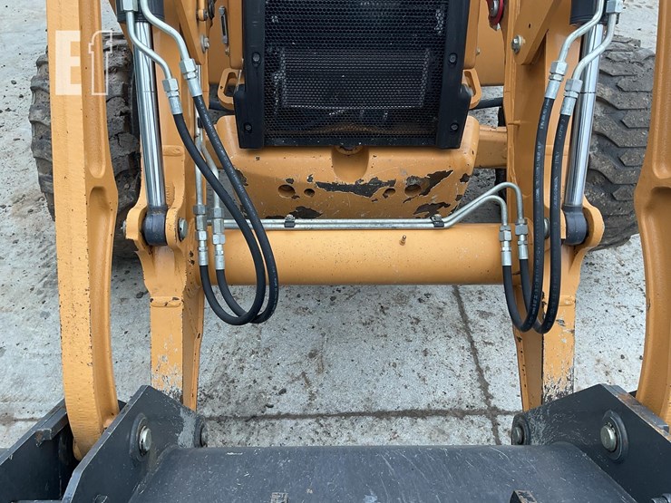 2014-case-590sn-image-10