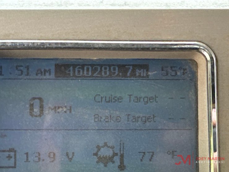 2014-mack-granite-gu713-image-43