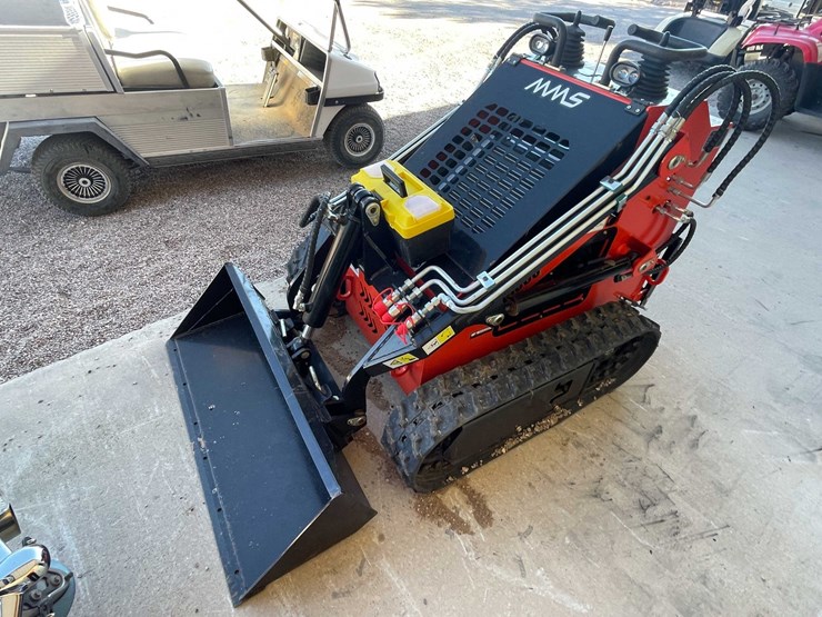 #252-•-mini-skid-steer-image-5