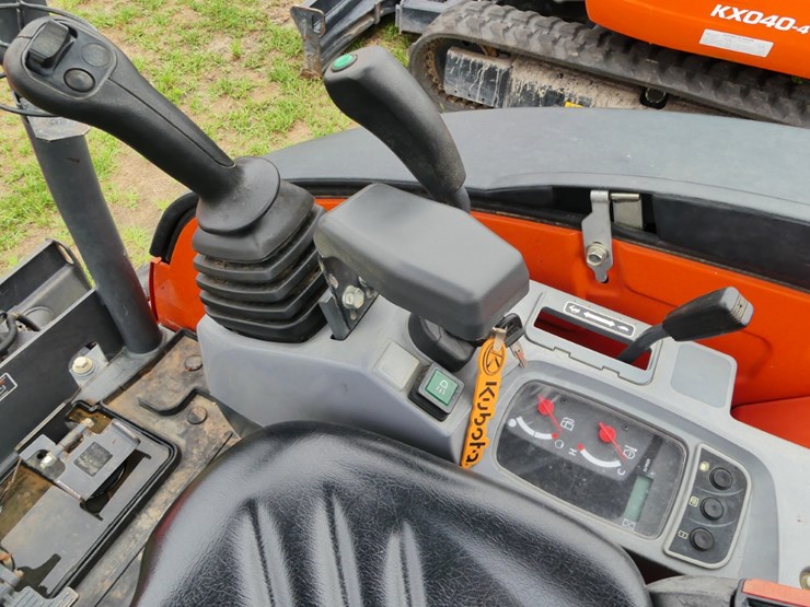 kubota-kx71-3-image-13