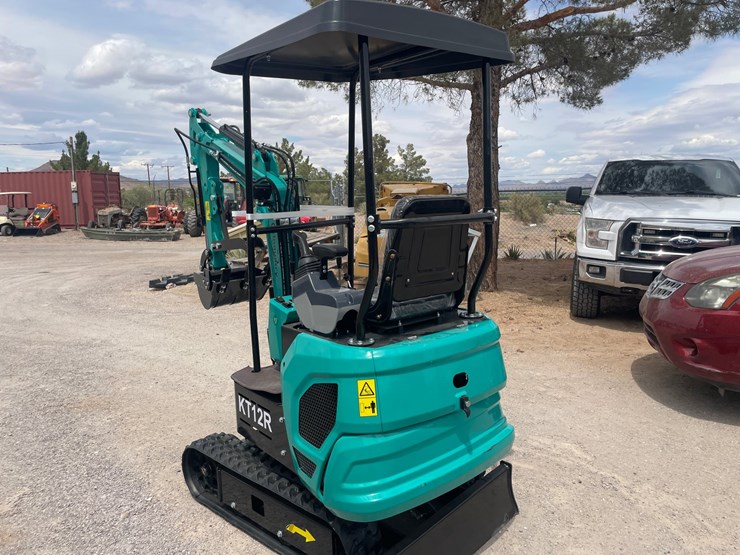 #3009-•-unused-2026-cfg-mini-excavator-image-24
