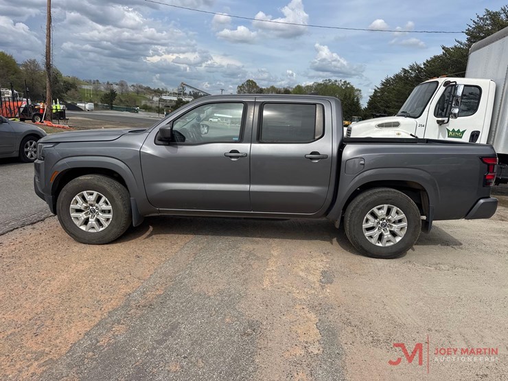 2022-nissan-frontier-image-5