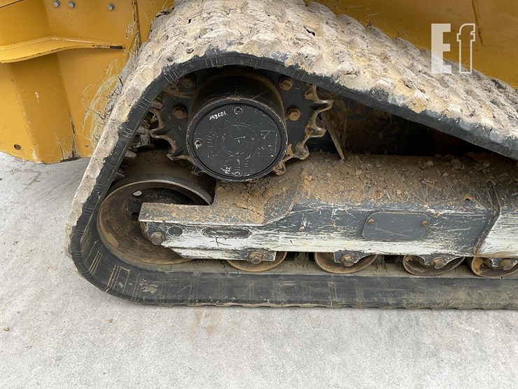2022-deere-325g-image-10