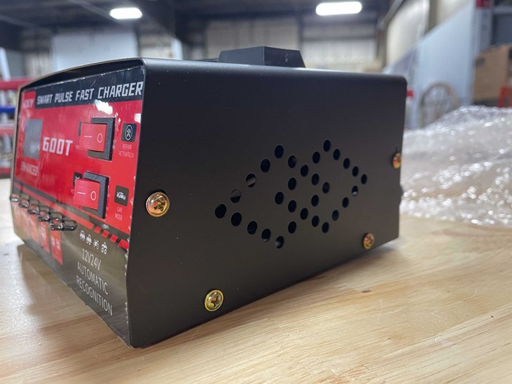 #2580-•-smart-battery-charger-(cw)-image-6