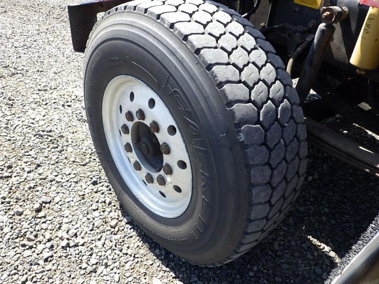 1999-kenworth-t800-image-43