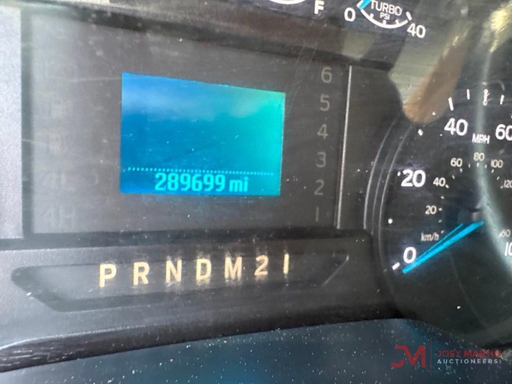 2017-ford-f250-xl-image-21