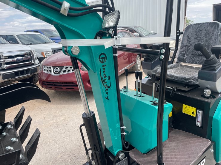 #3009-•-unused-2026-cfg-mini-excavator-image-10